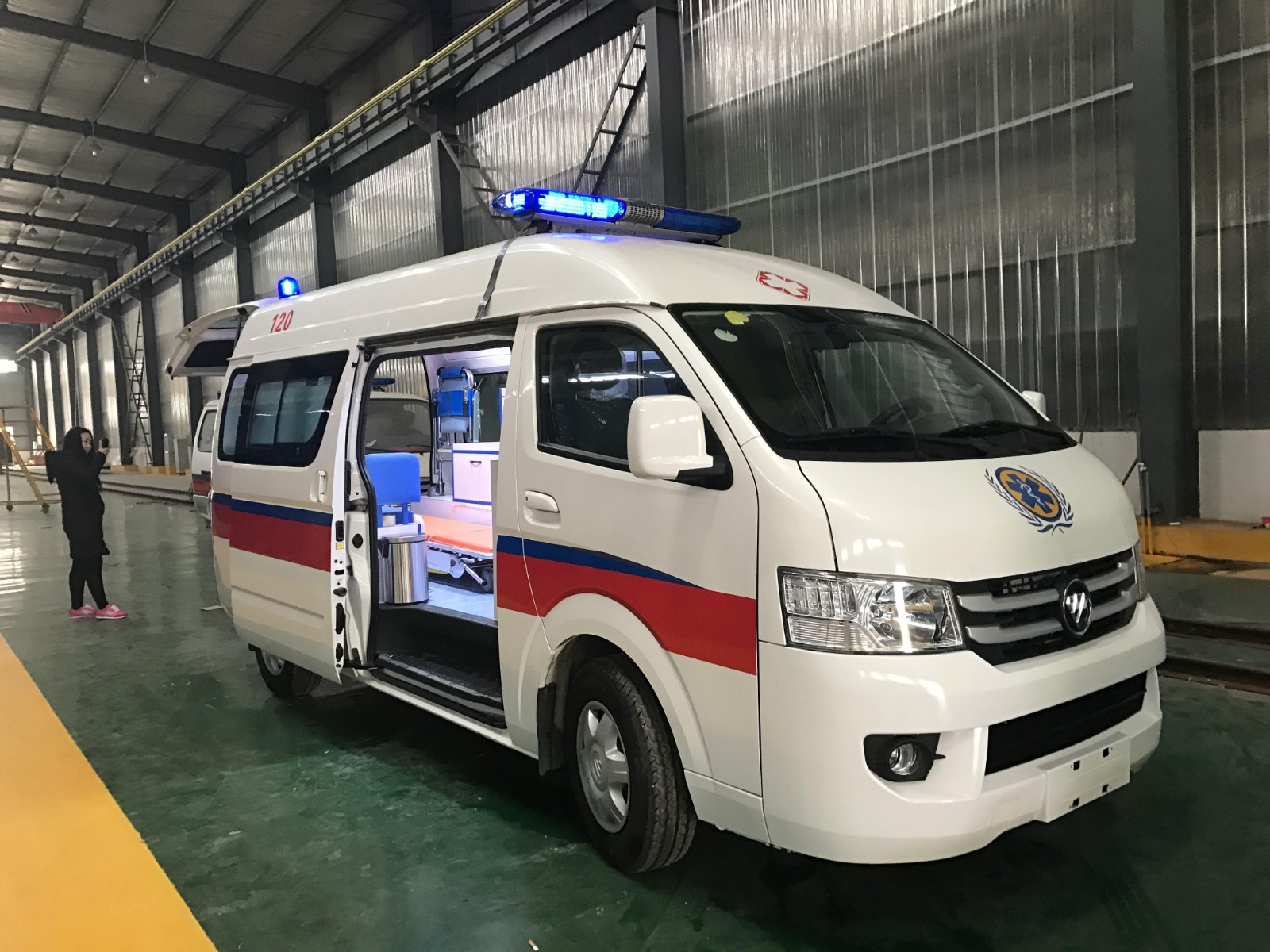 丹寨县救护车转院